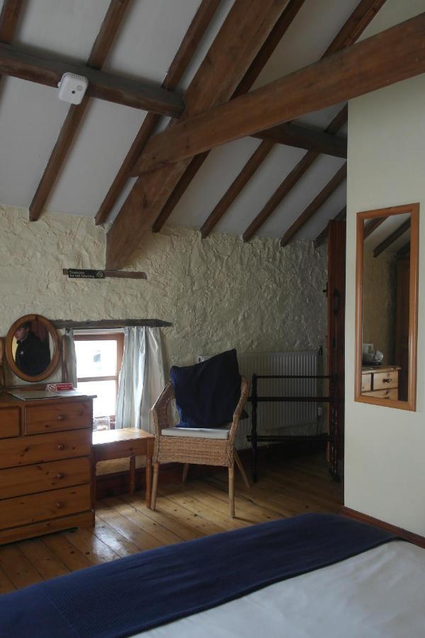 The Old Barn Bed & Breakfast Barry Luaran gambar