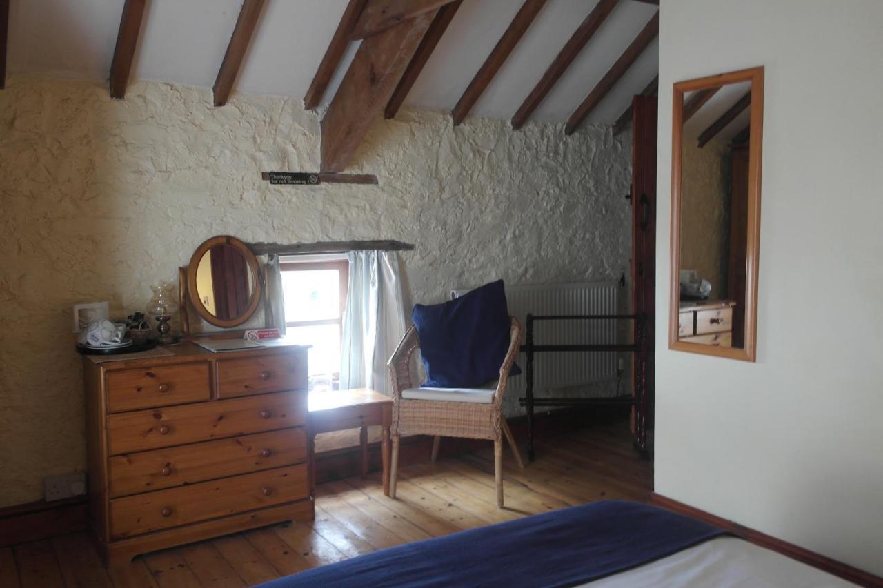 The Old Barn Bed & Breakfast Barry Luaran gambar